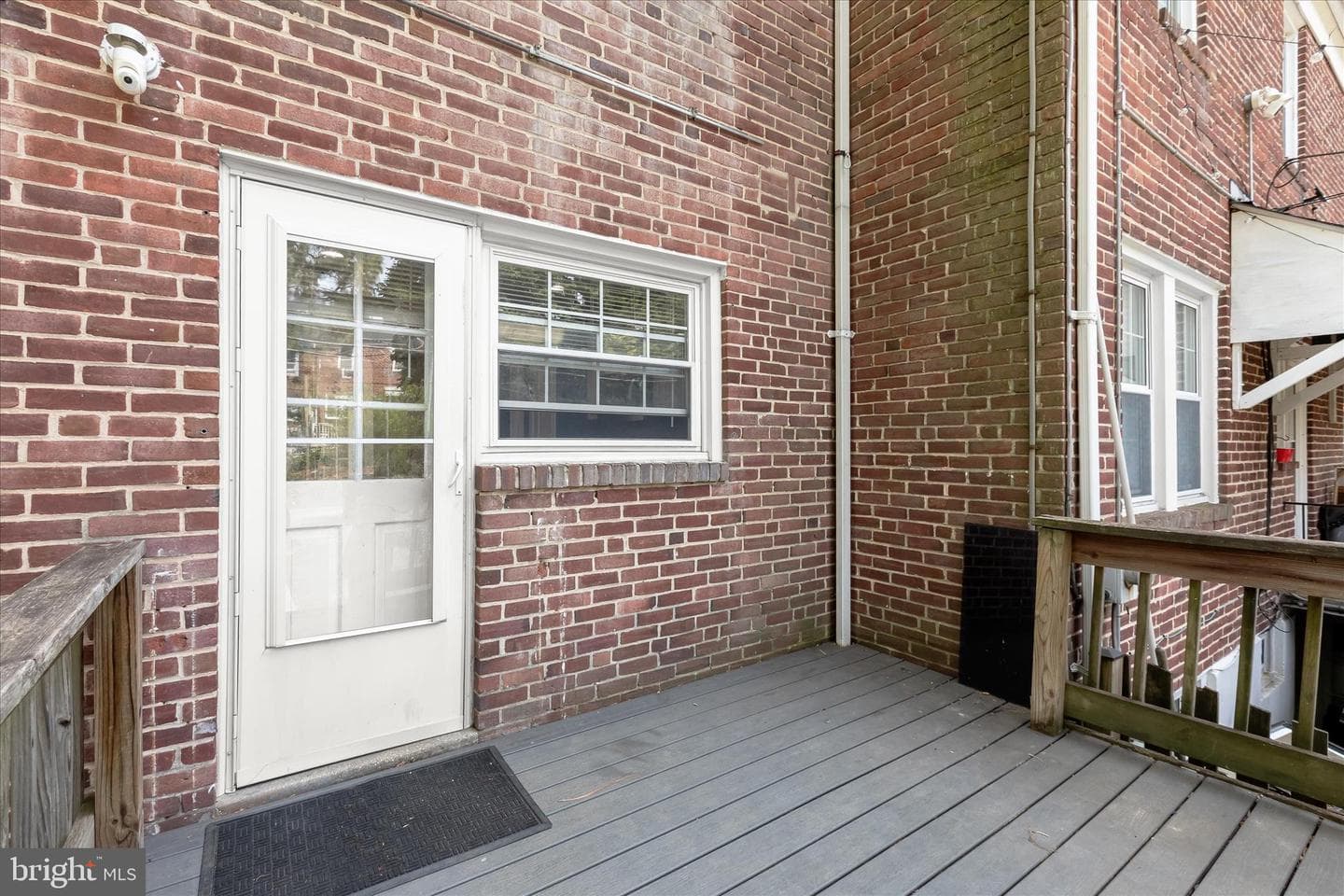 1823 Deveron Road photo 16