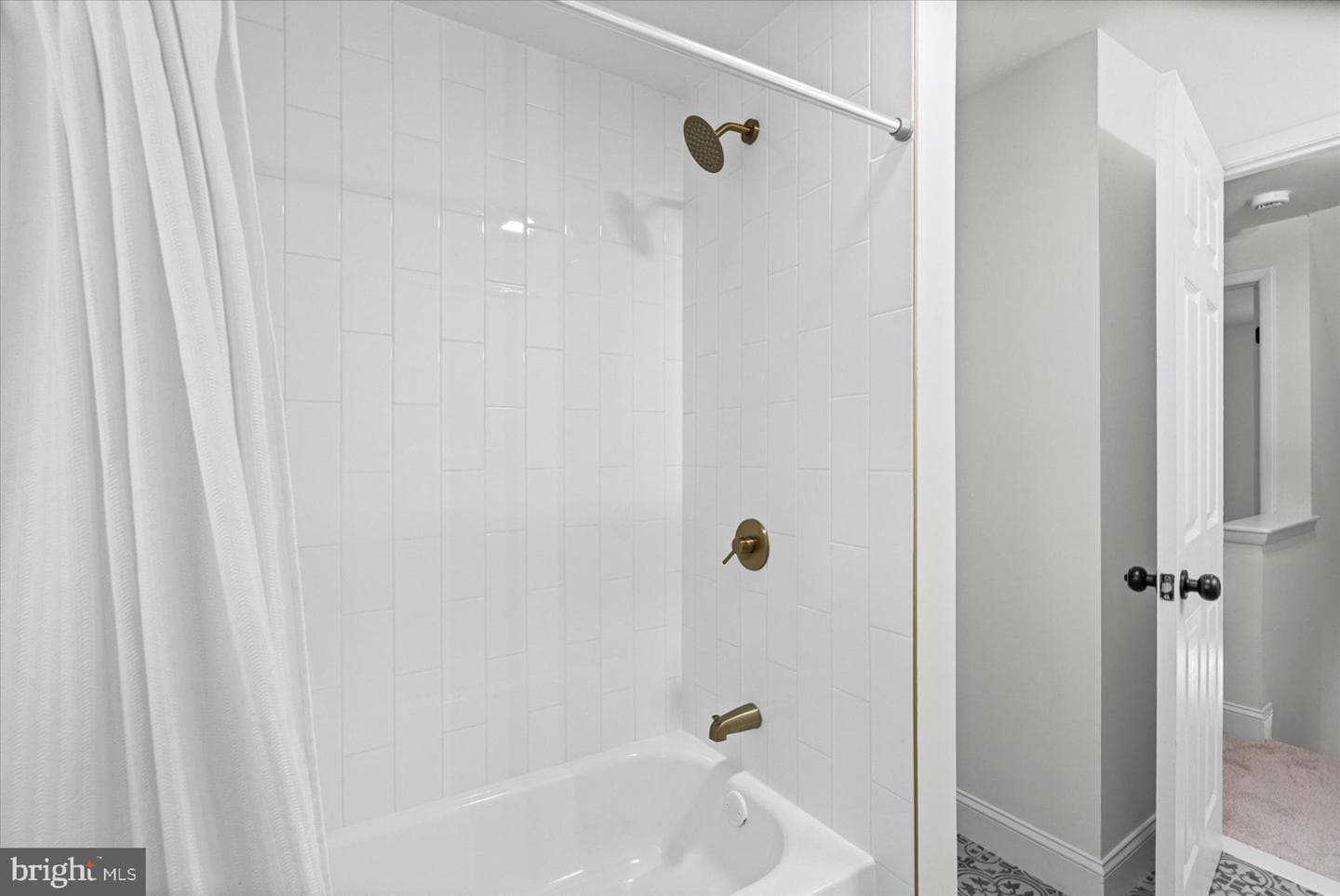 1129 Kingsbury Road photo 24