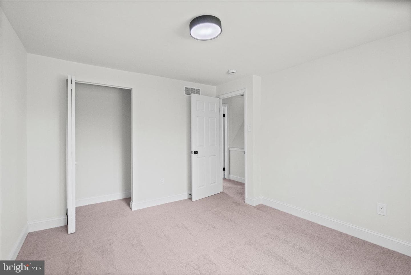 1129 Kingsbury Road photo 26