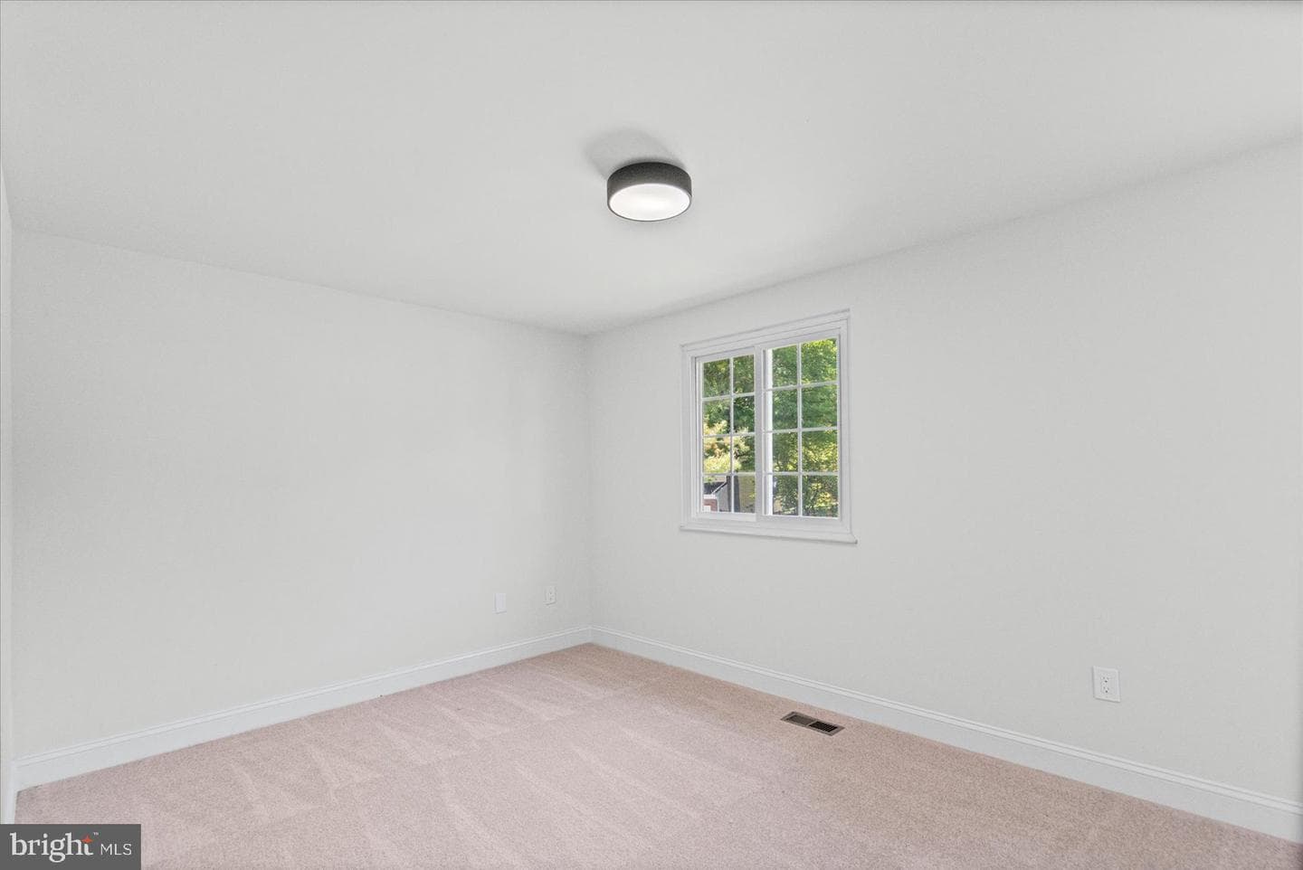 1129 Kingsbury Road photo 27