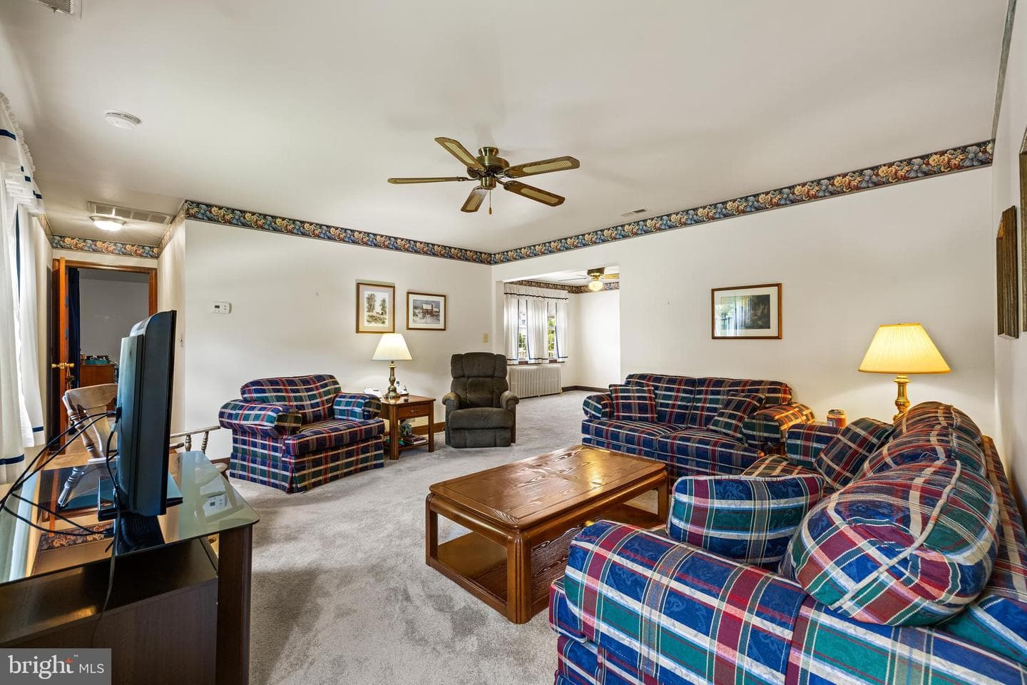 210 W Timonium Road photo 20