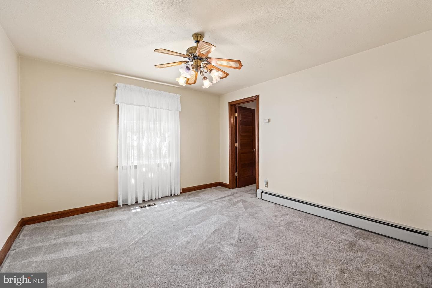 210 W Timonium Road photo 34