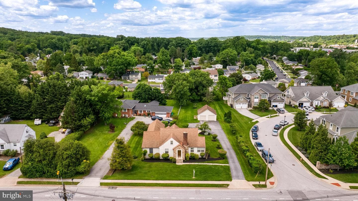 210 W Timonium Road photo 60