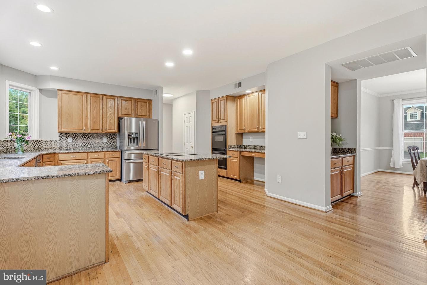 624 Oak Farm Court photo 23