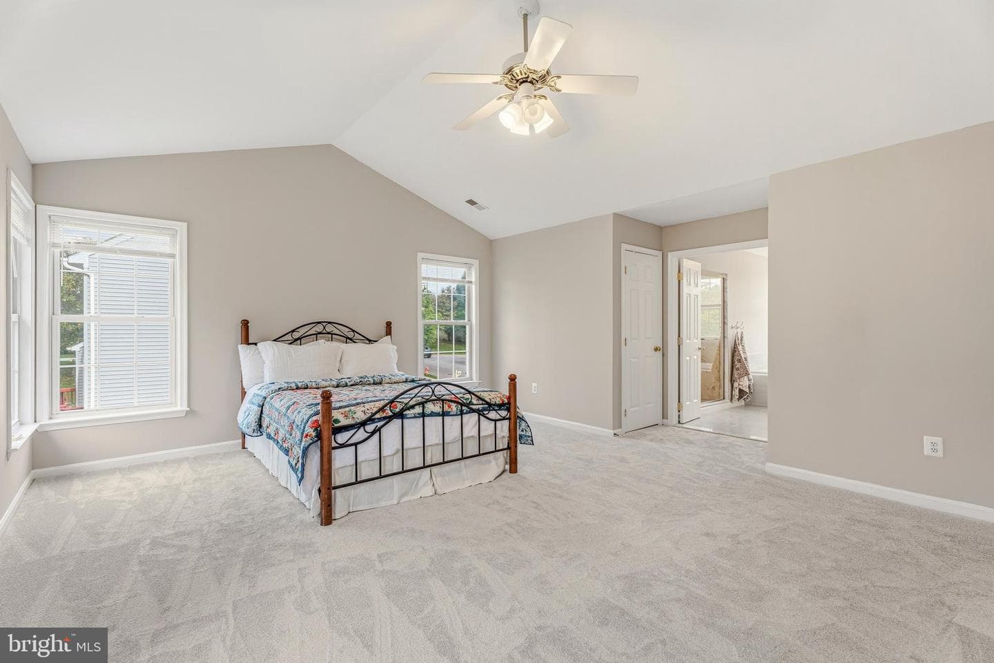 624 Oak Farm Court photo 31