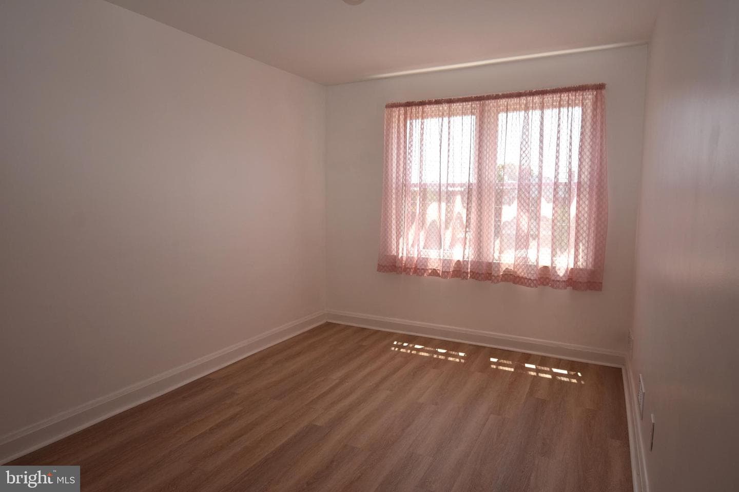 7509 Holabird Avenue photo 30