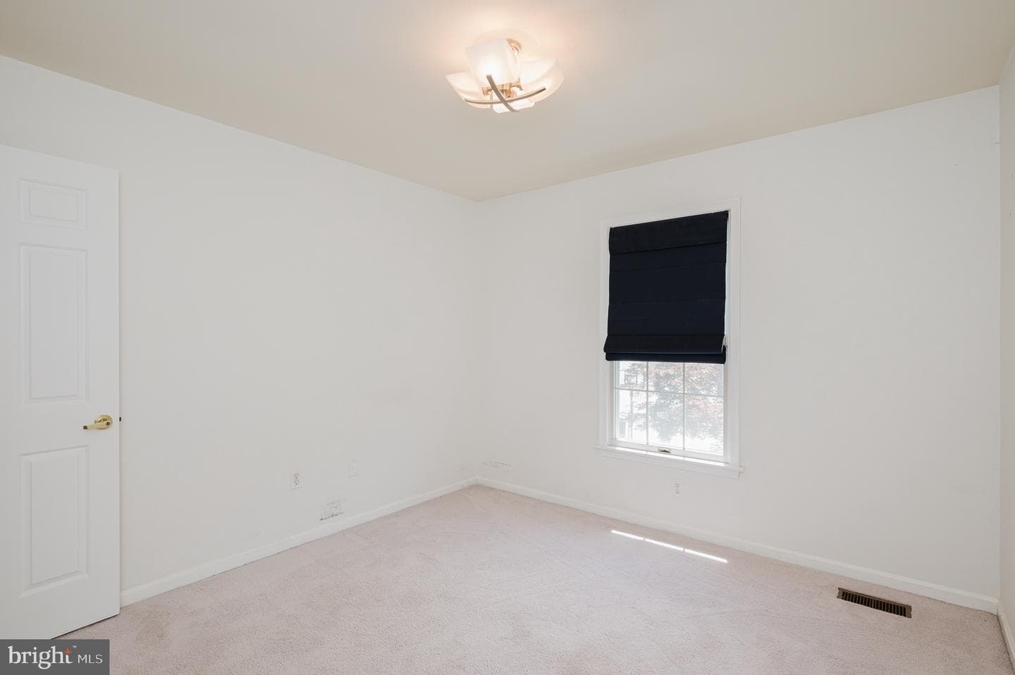 12221 Rohan Court photo 34