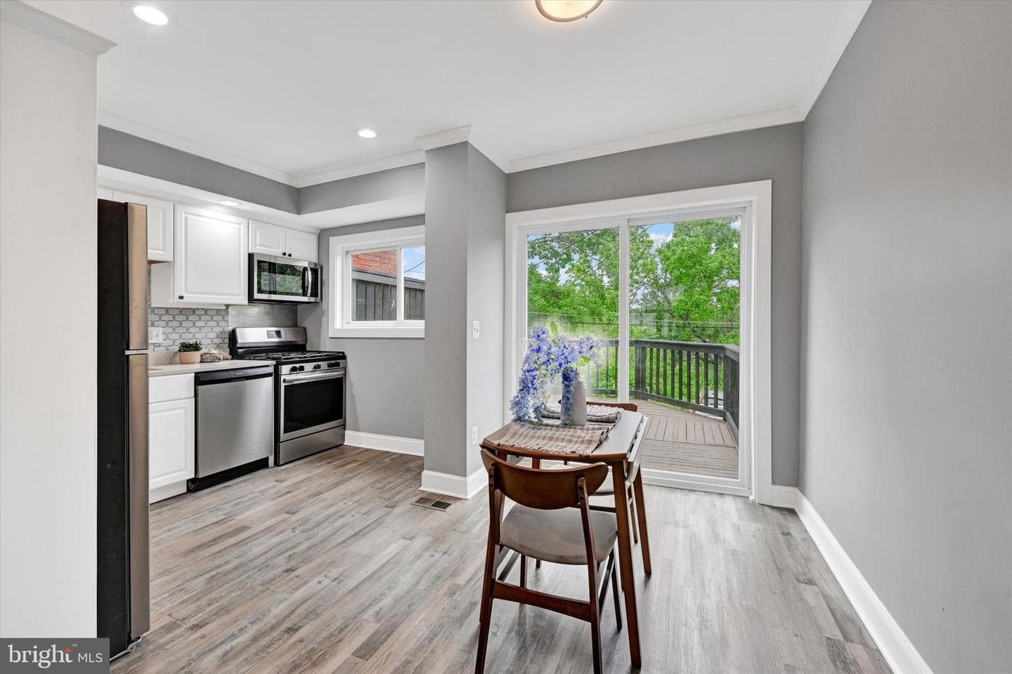 548 Chalcot photo 6