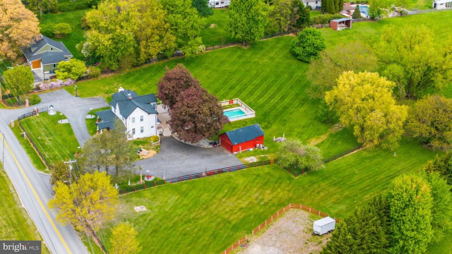 3524 Blenheim Road photo 5