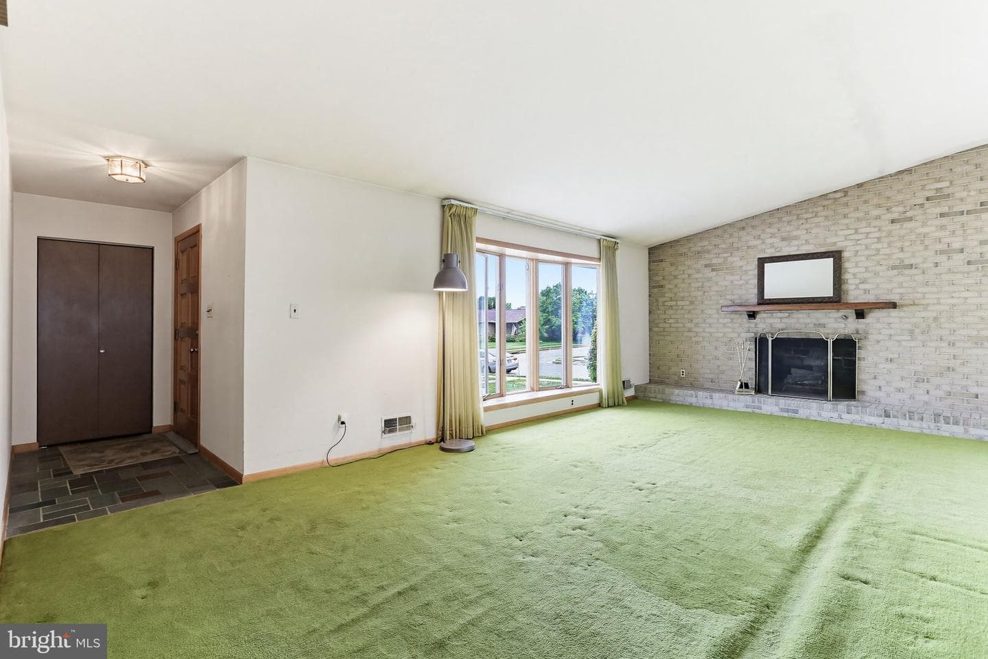 9301 Gardenia Road photo 10