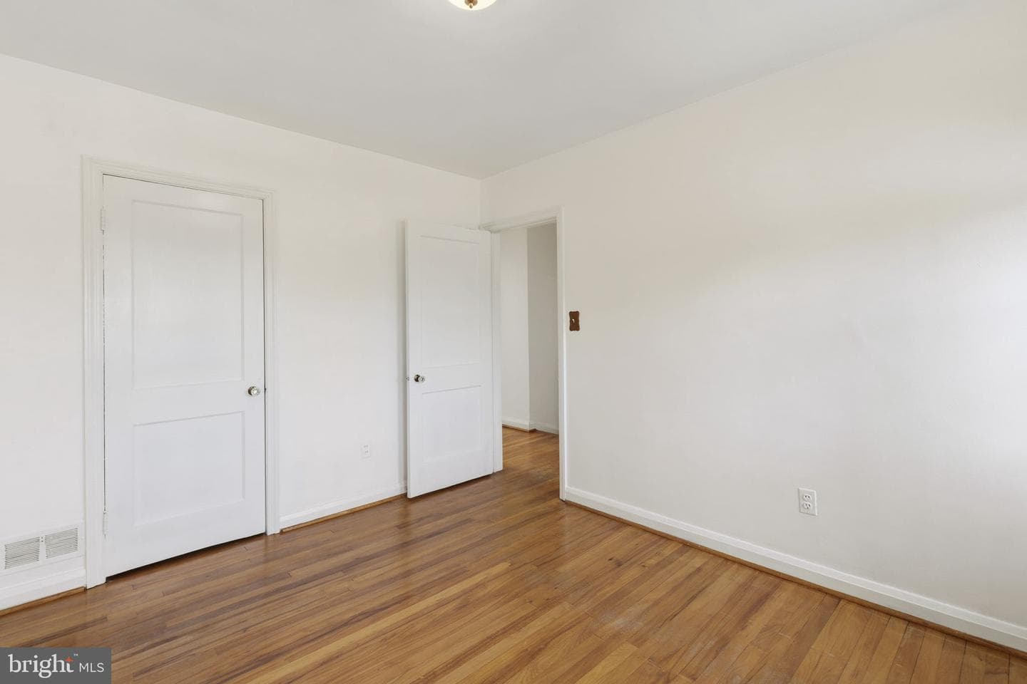 8300 Ridgely Oak Road photo 11