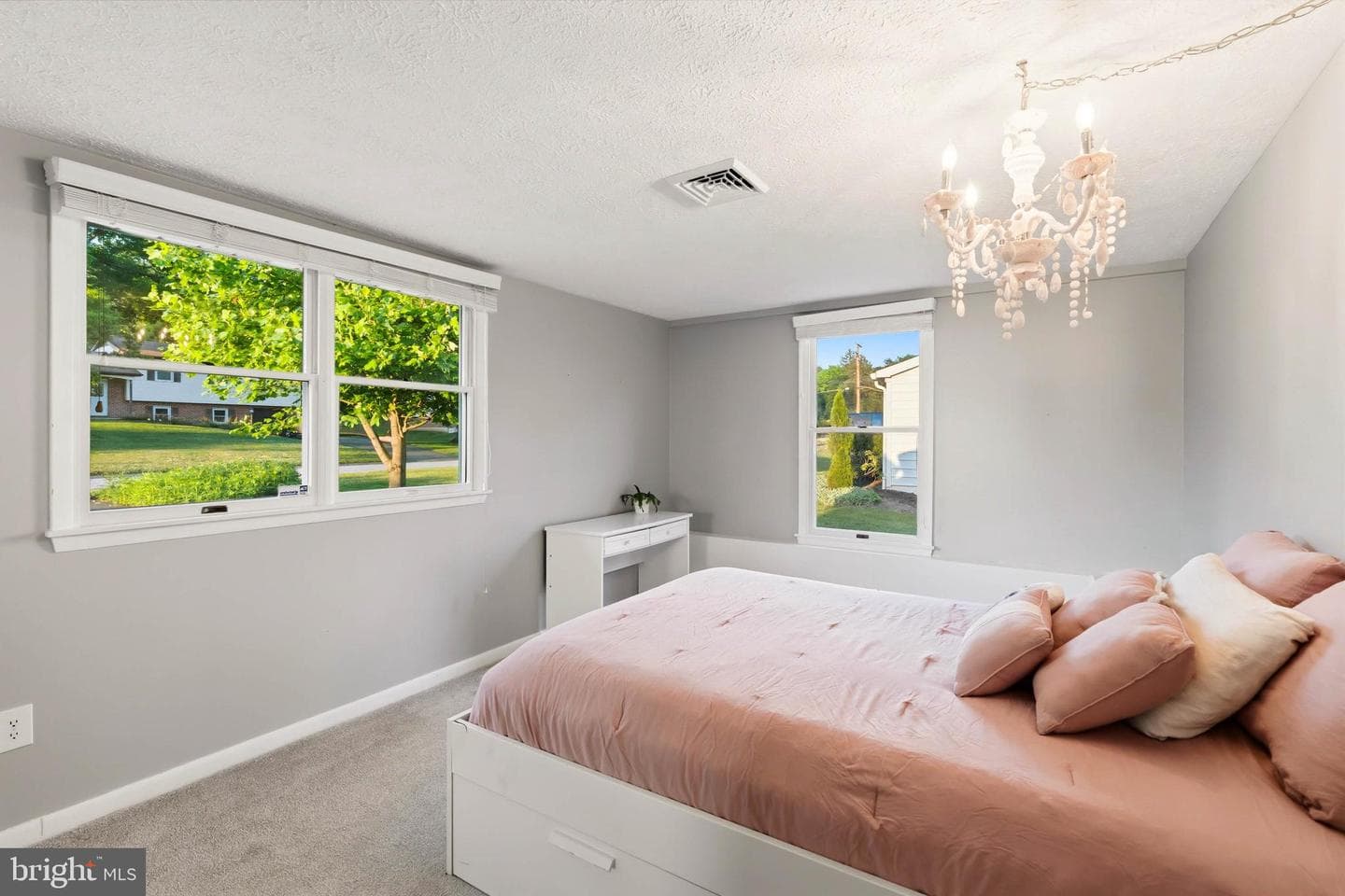 7 Glenbrook Drive photo 18