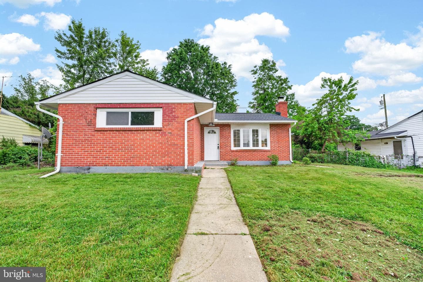 8723 Roper Road photo 2