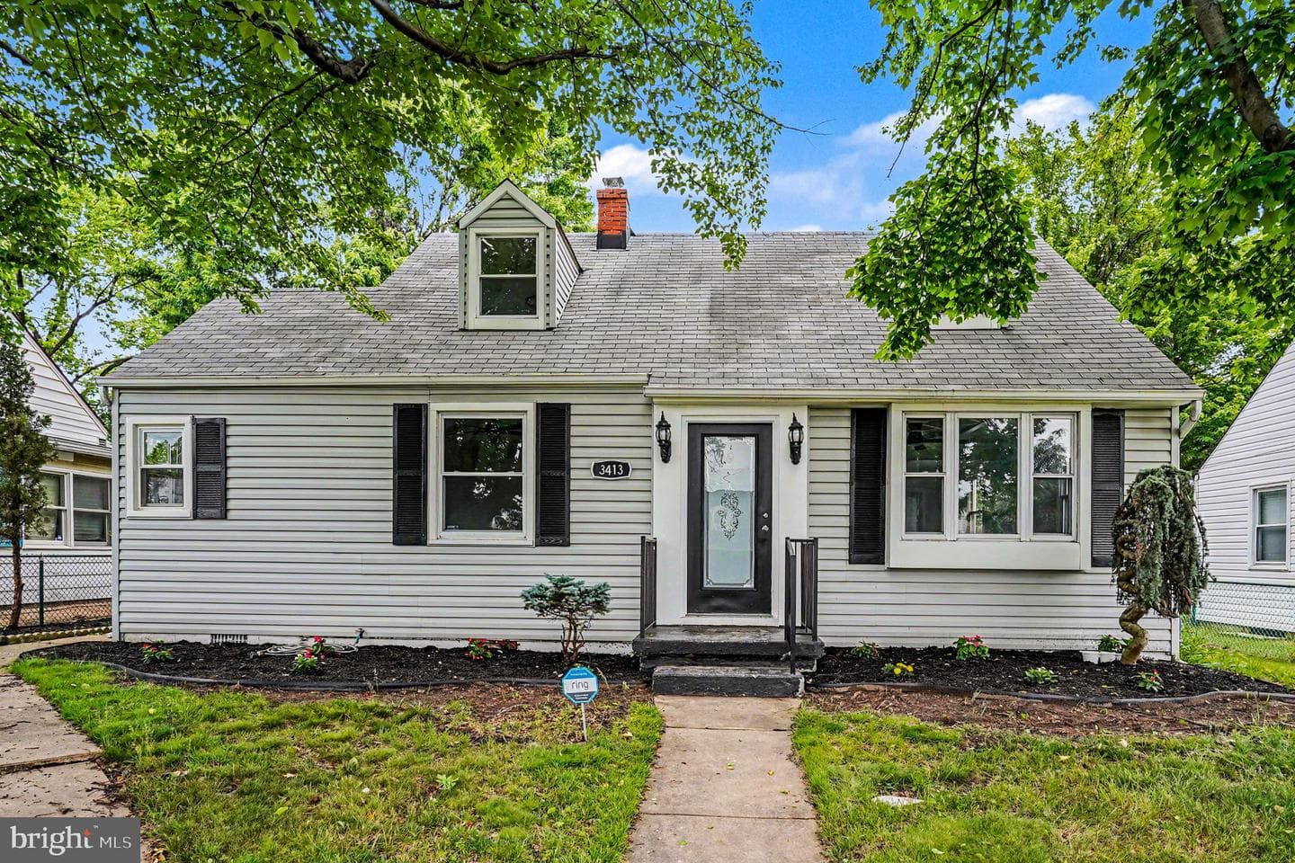 3413 Loganview Drive photo 2