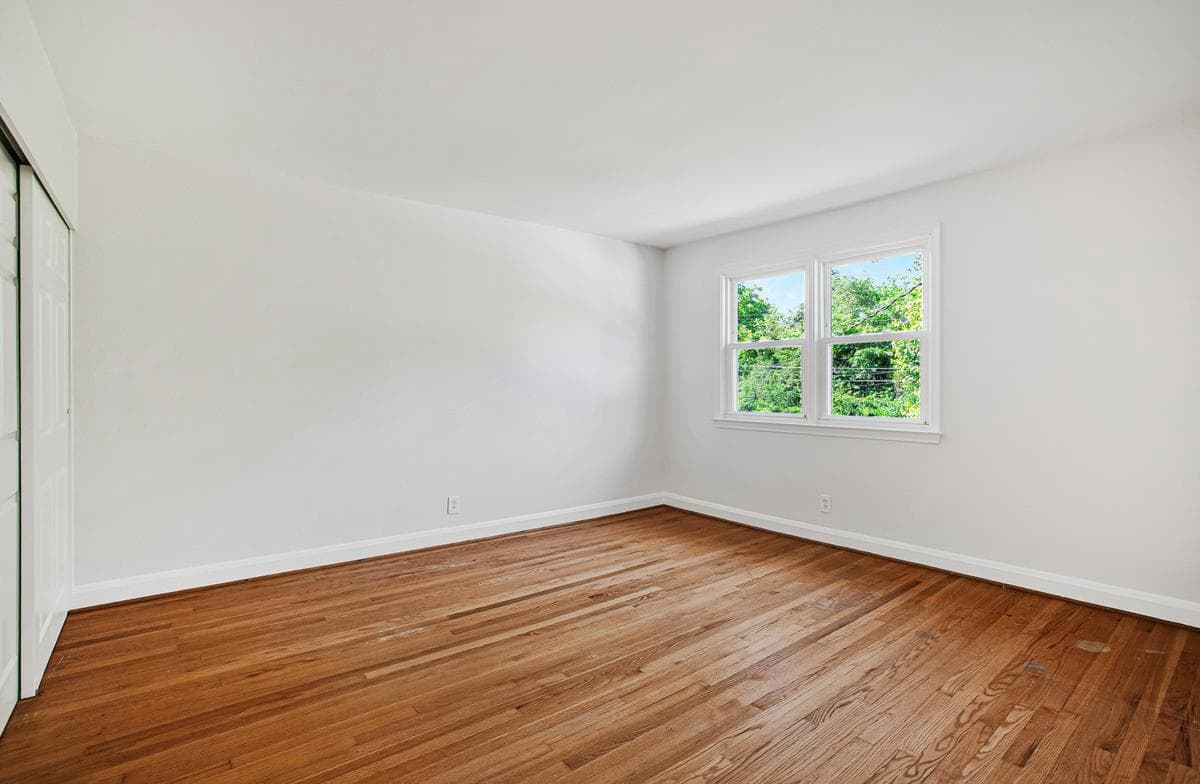 1016 Winsford Road photo 19