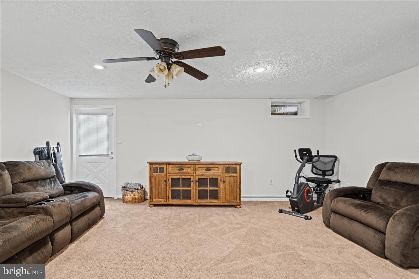 70 Stone Park Place photo 29
