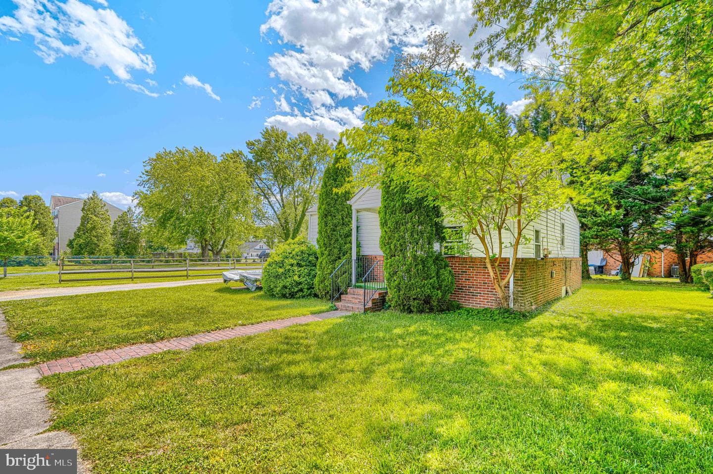 502 Grovethorn Road photo 17