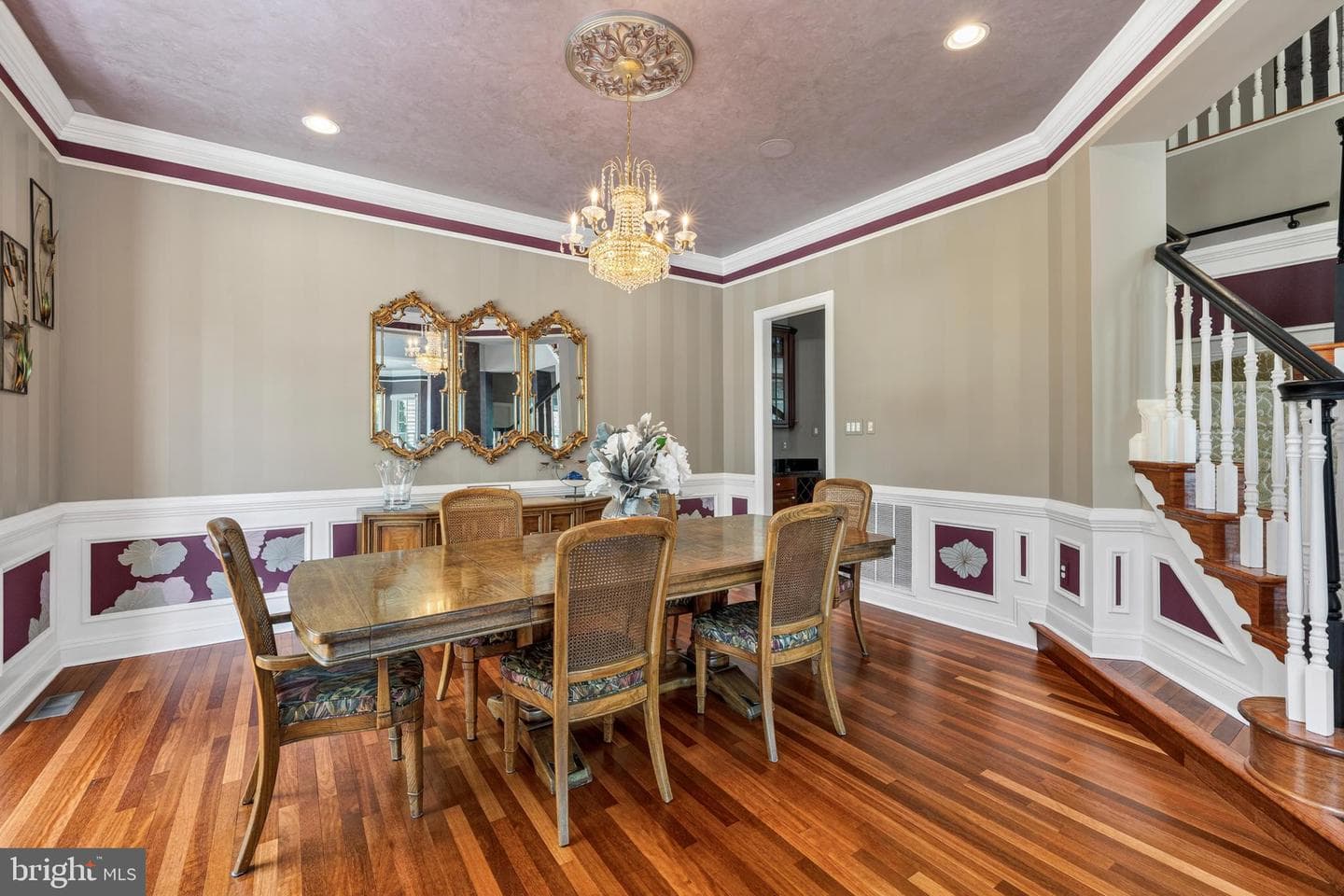 817 Stable Manor Road photo 16