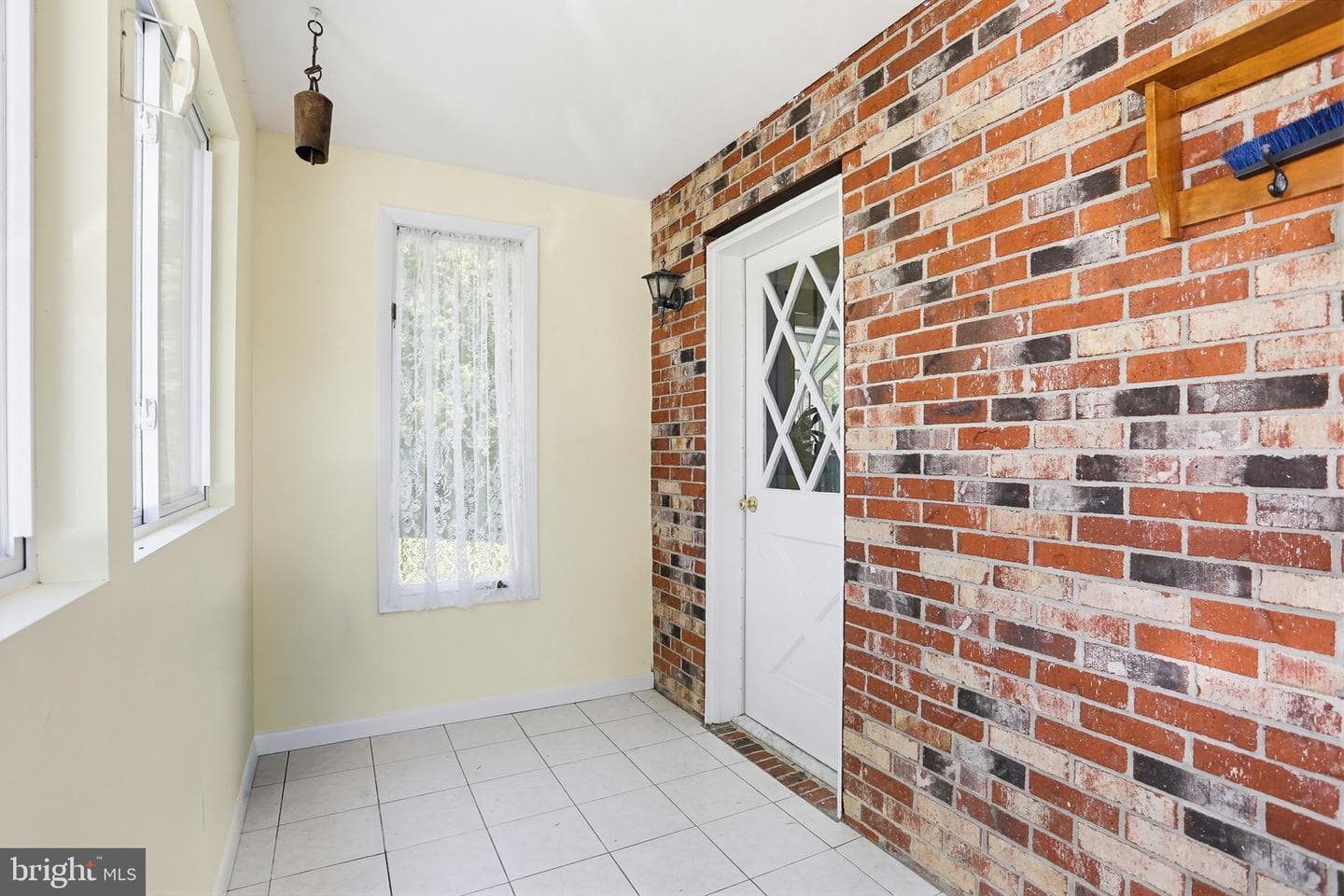 7437 Inwood Avenue photo 8