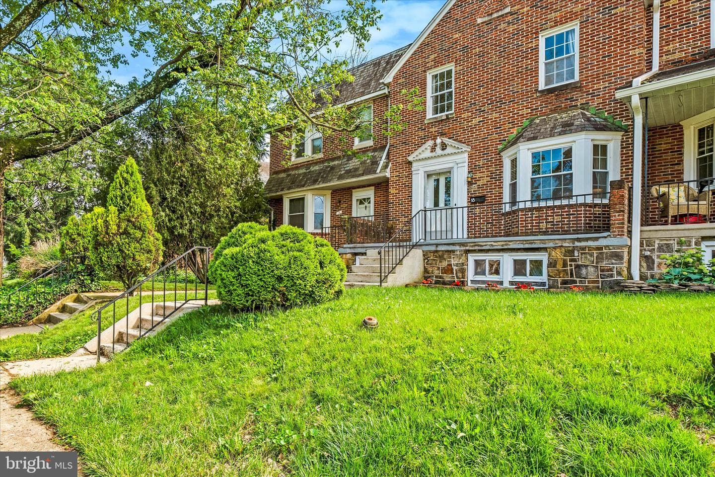 18 N Symington Avenue photo 2