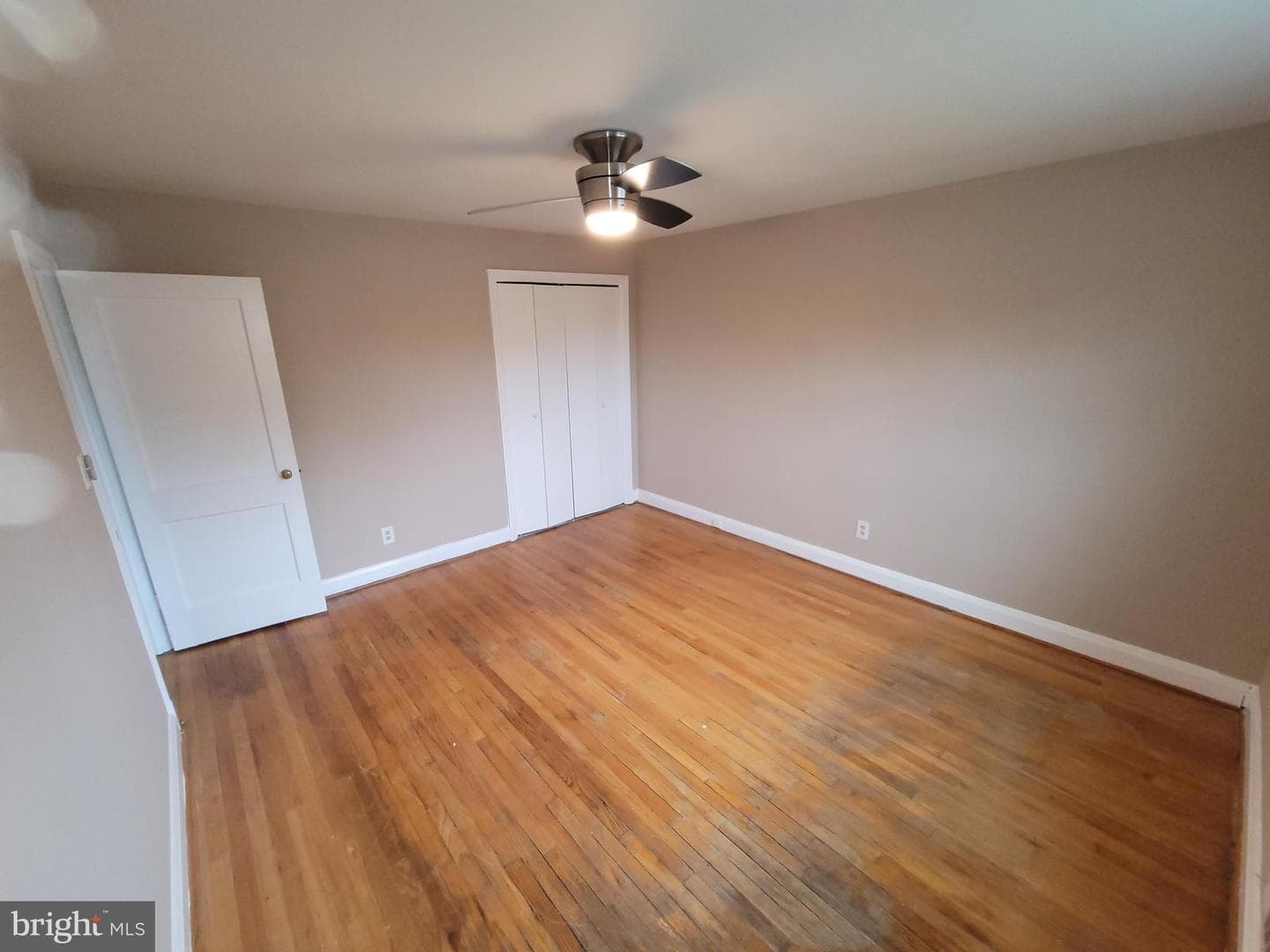 7453 Forrest Avenue photo 10