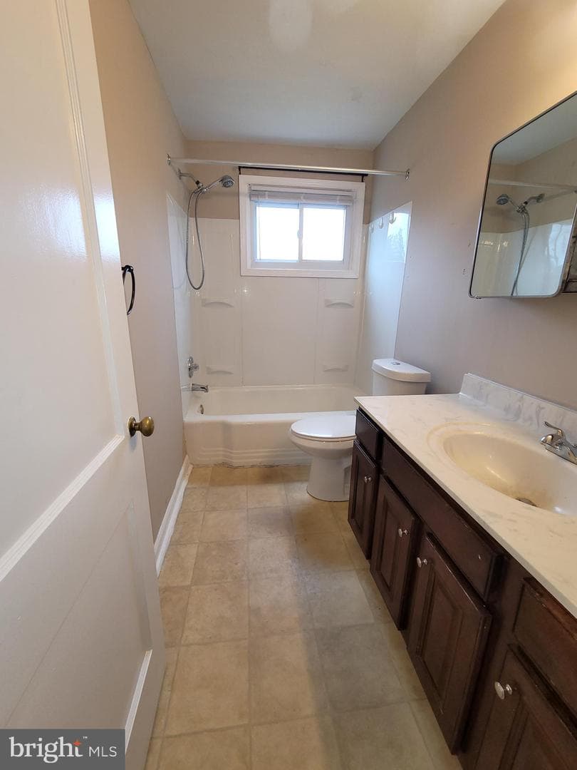 7453 Forrest Avenue photo 11