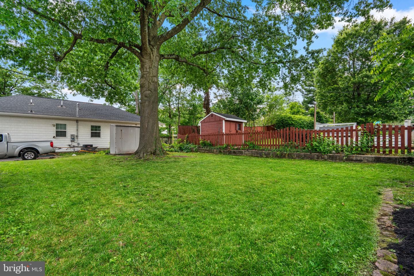 1204 Edmondson Avenue photo 33
