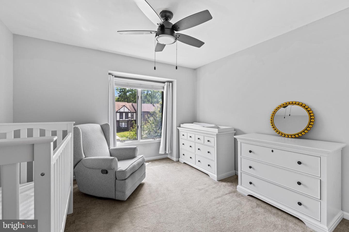 56 Rhodes Place photo 21