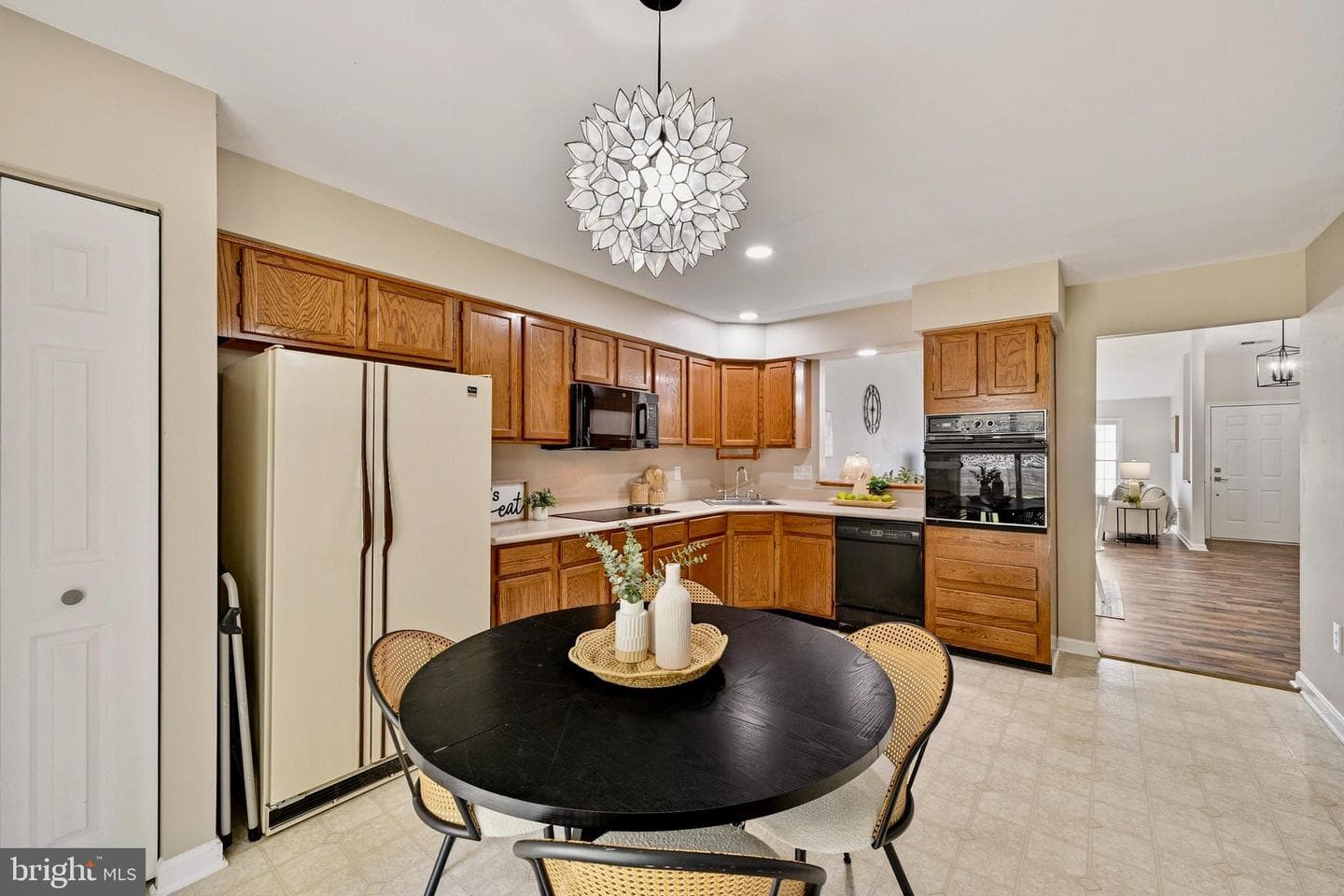 9526 Hallhurst Road photo 18