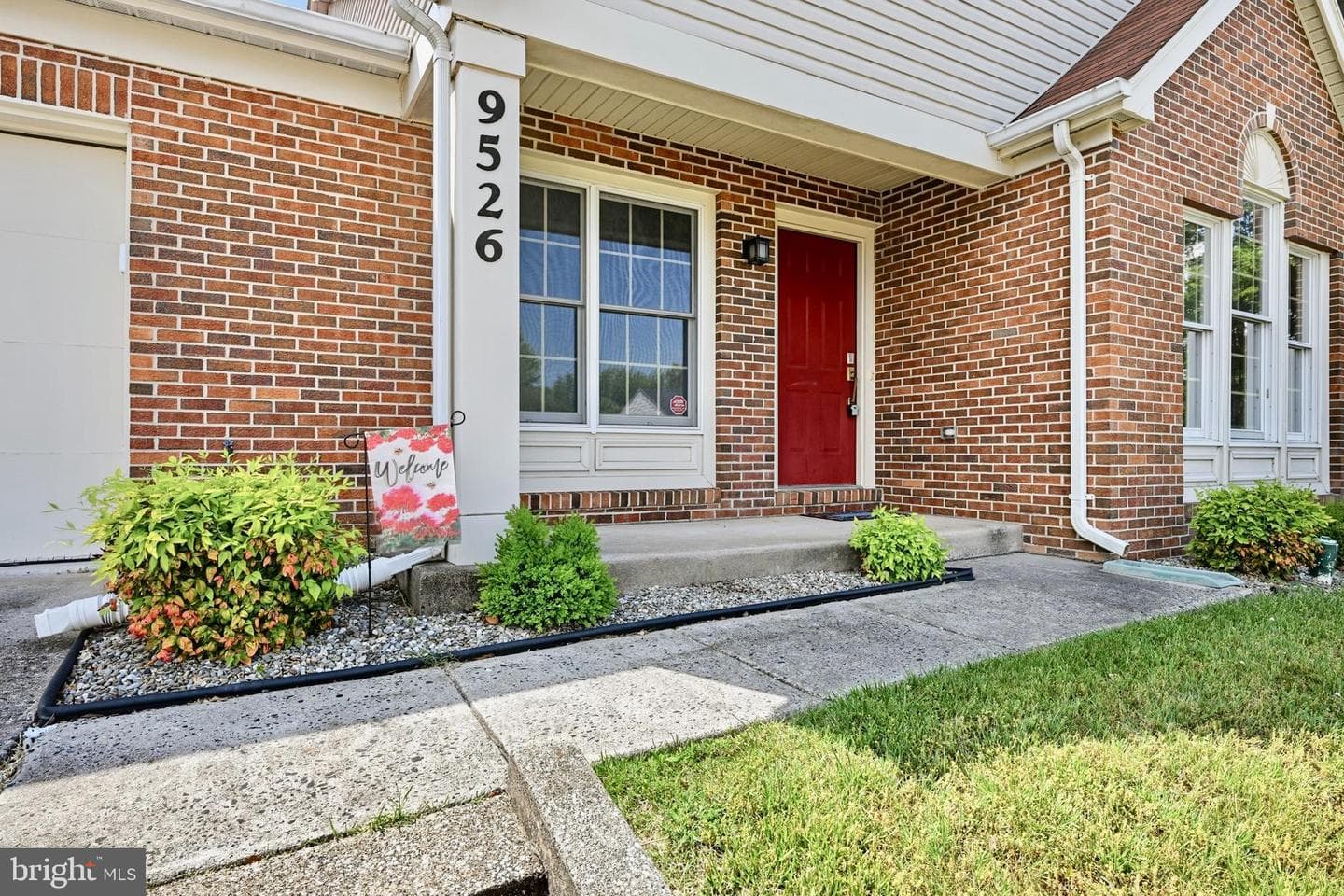 9526 Hallhurst Road photo 3
