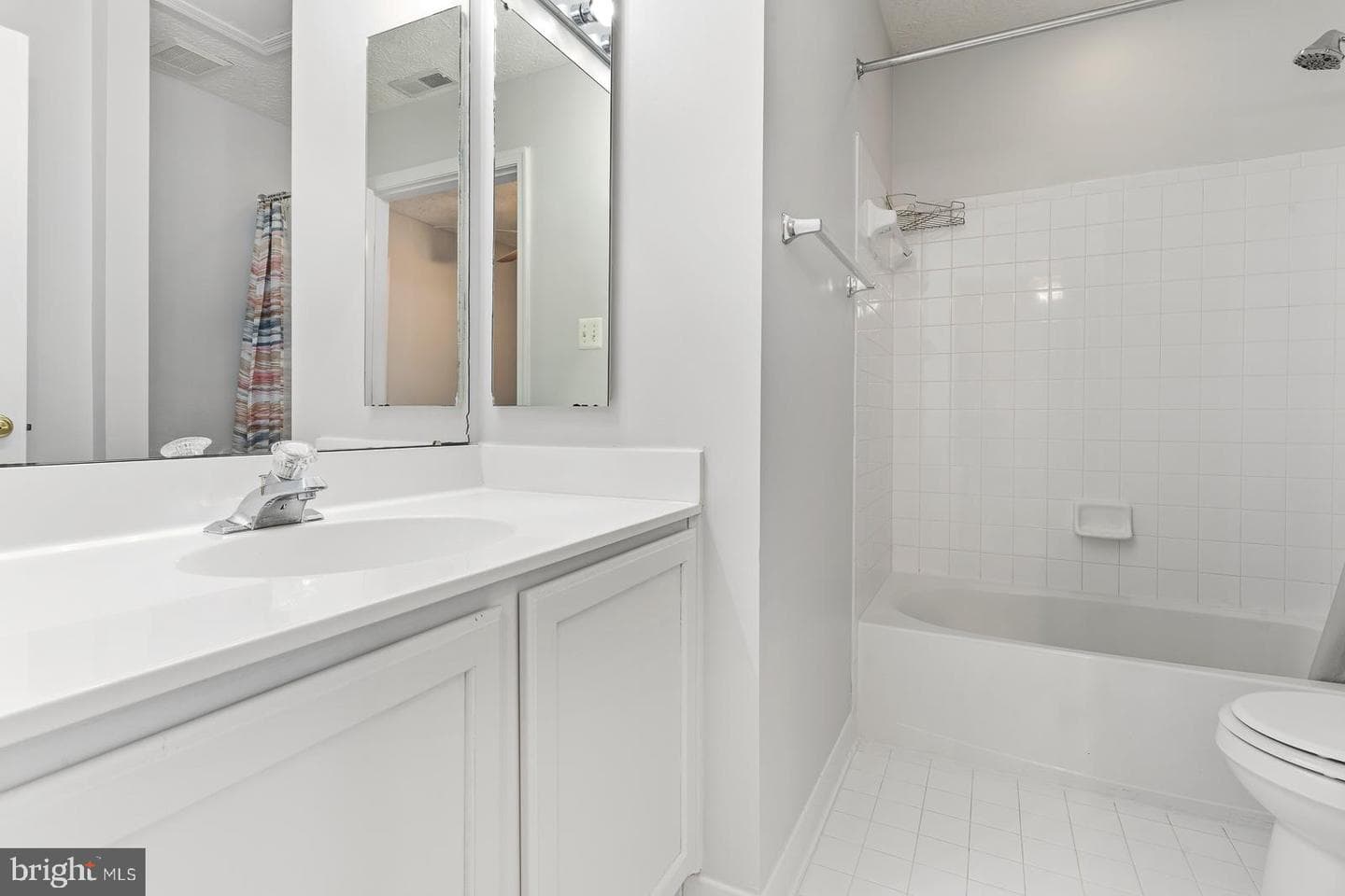 9332 Vanguard Court photo 15
