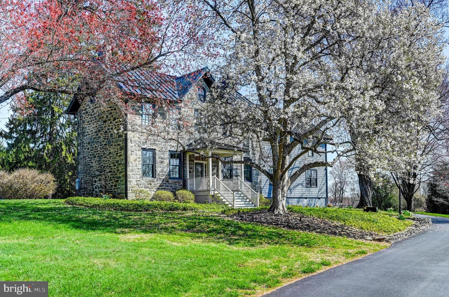 2615 Pot Spring Road photo 2
