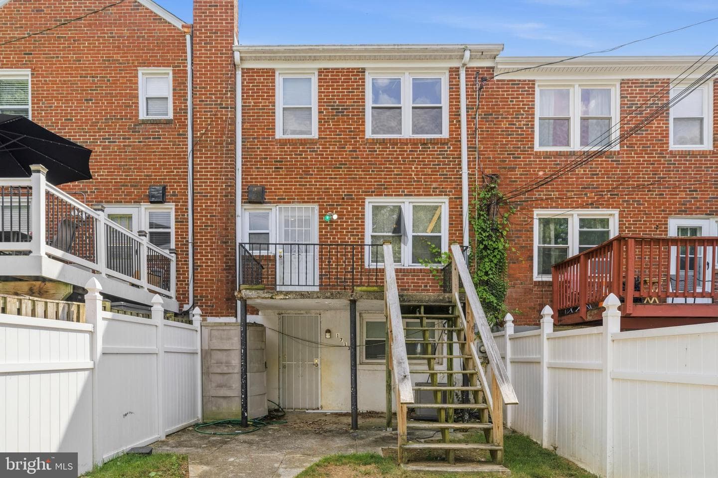 1713 Stella Court photo 29