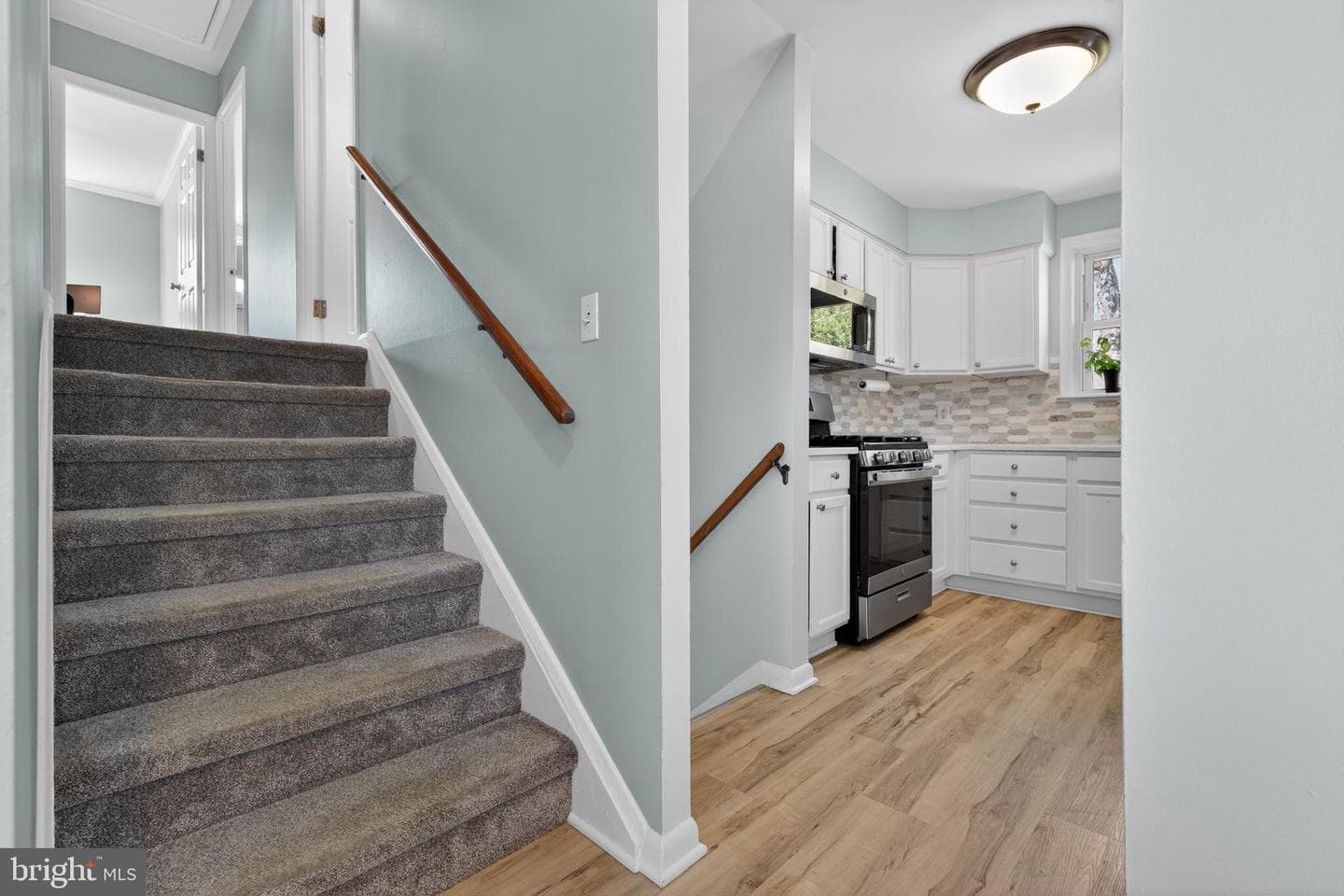 1626 Charmuth Road photo 30