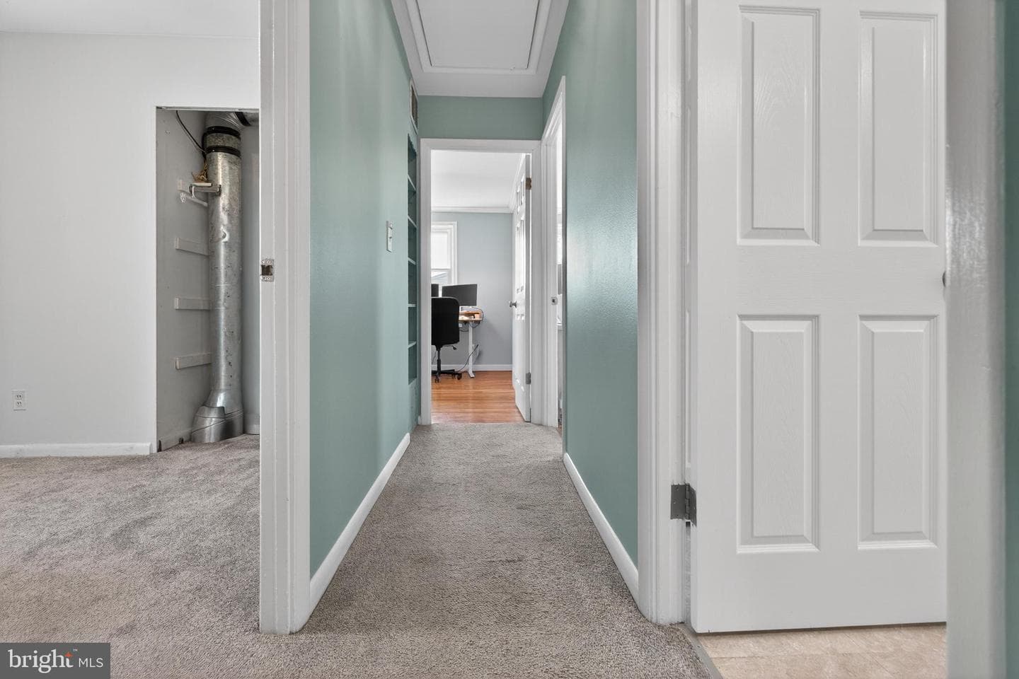 1626 Charmuth Road photo 33