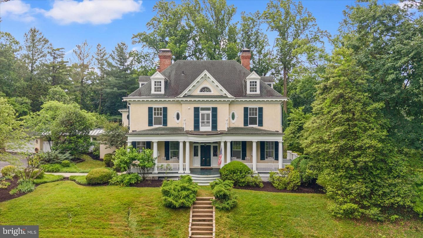 1926 Ruxton Road, Baltimore
