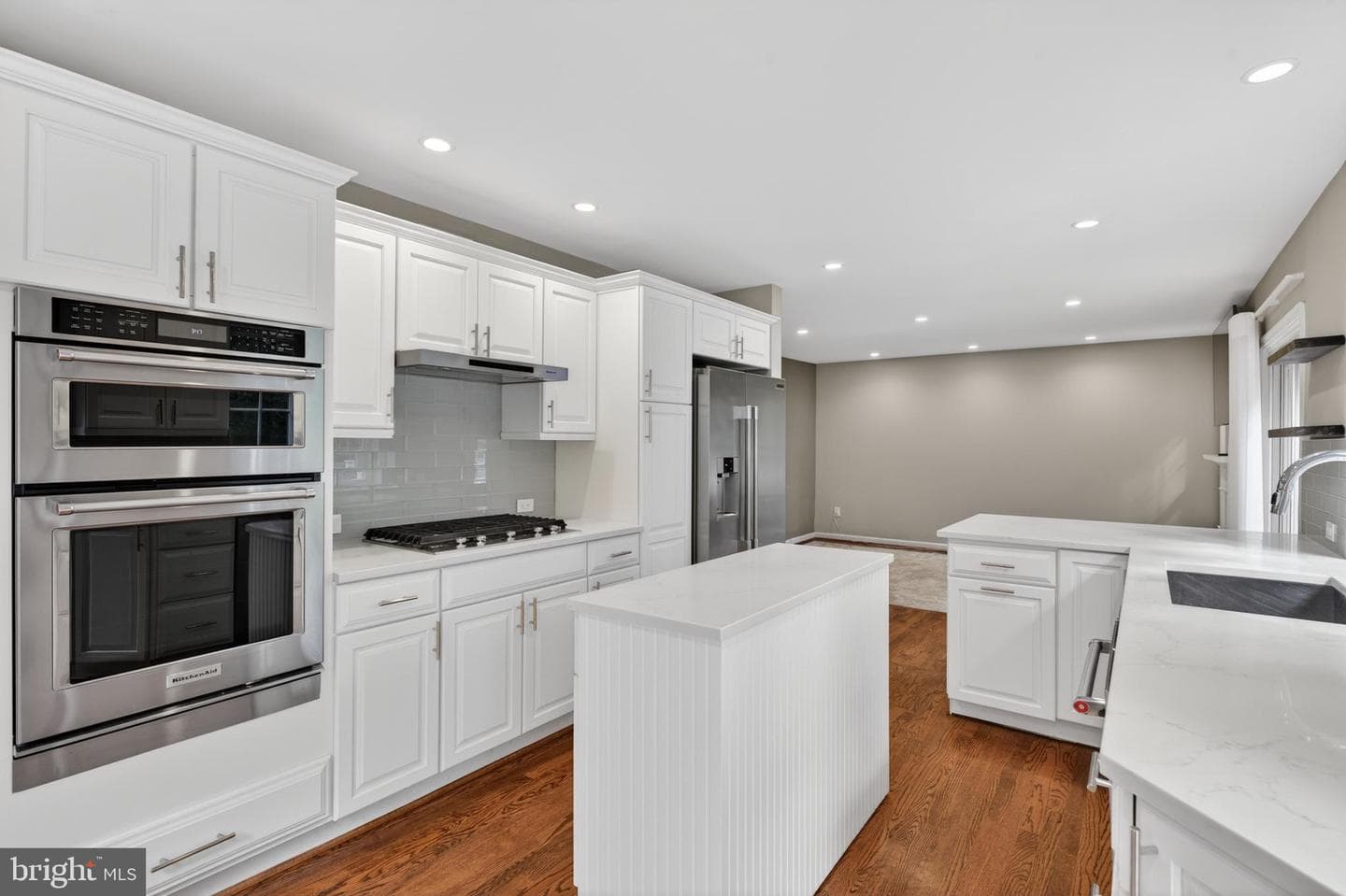 6 Nearfield Road photo 18