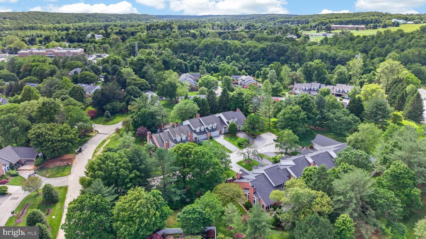 6 Nearfield Road, Lutherville Timonium