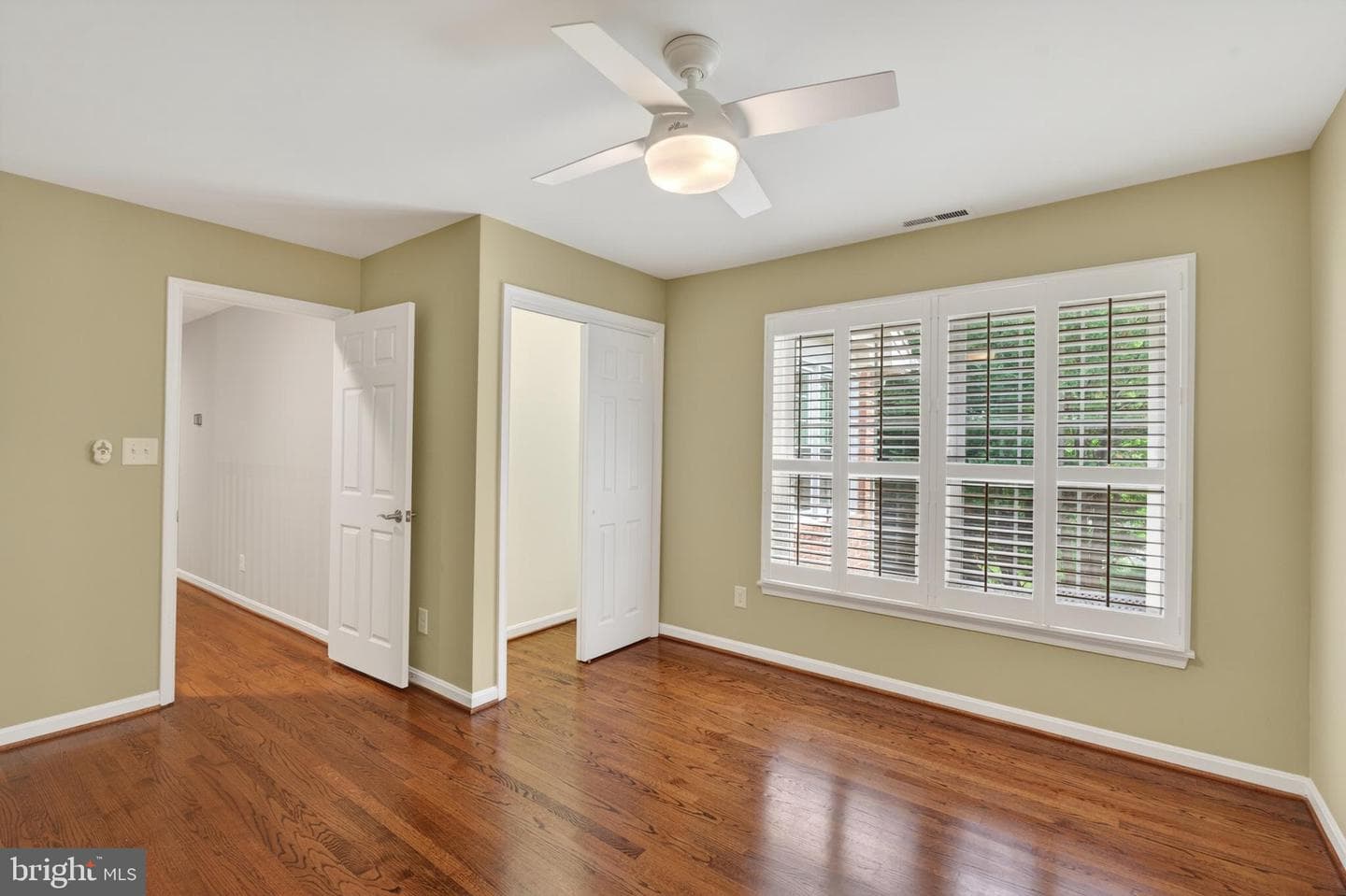 6 Nearfield Road photo 57