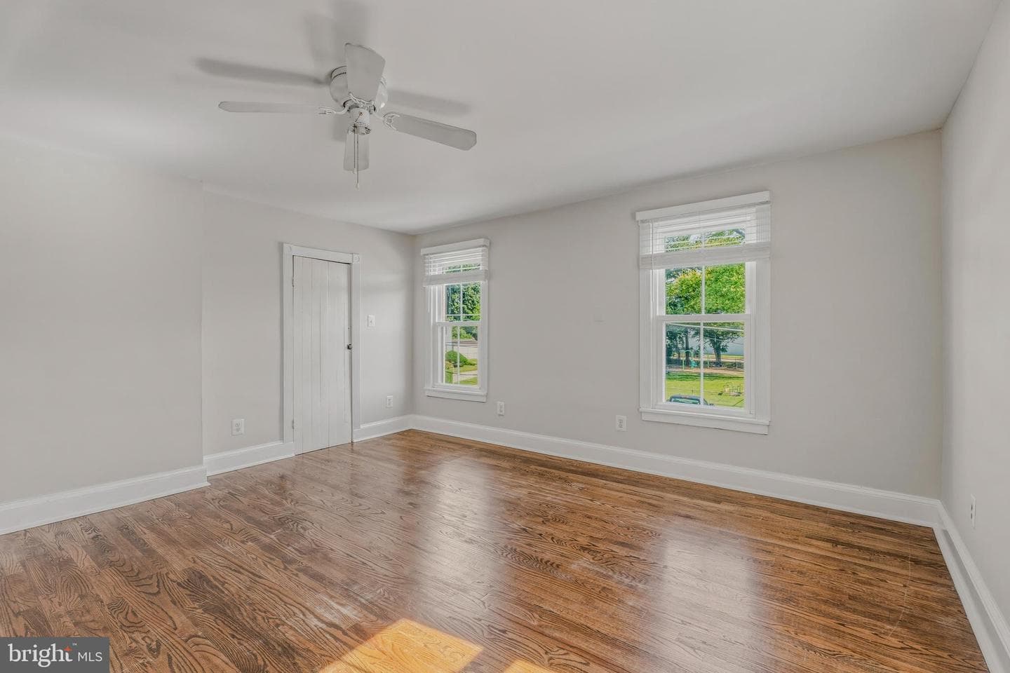 309 Lennox Avenue photo 16