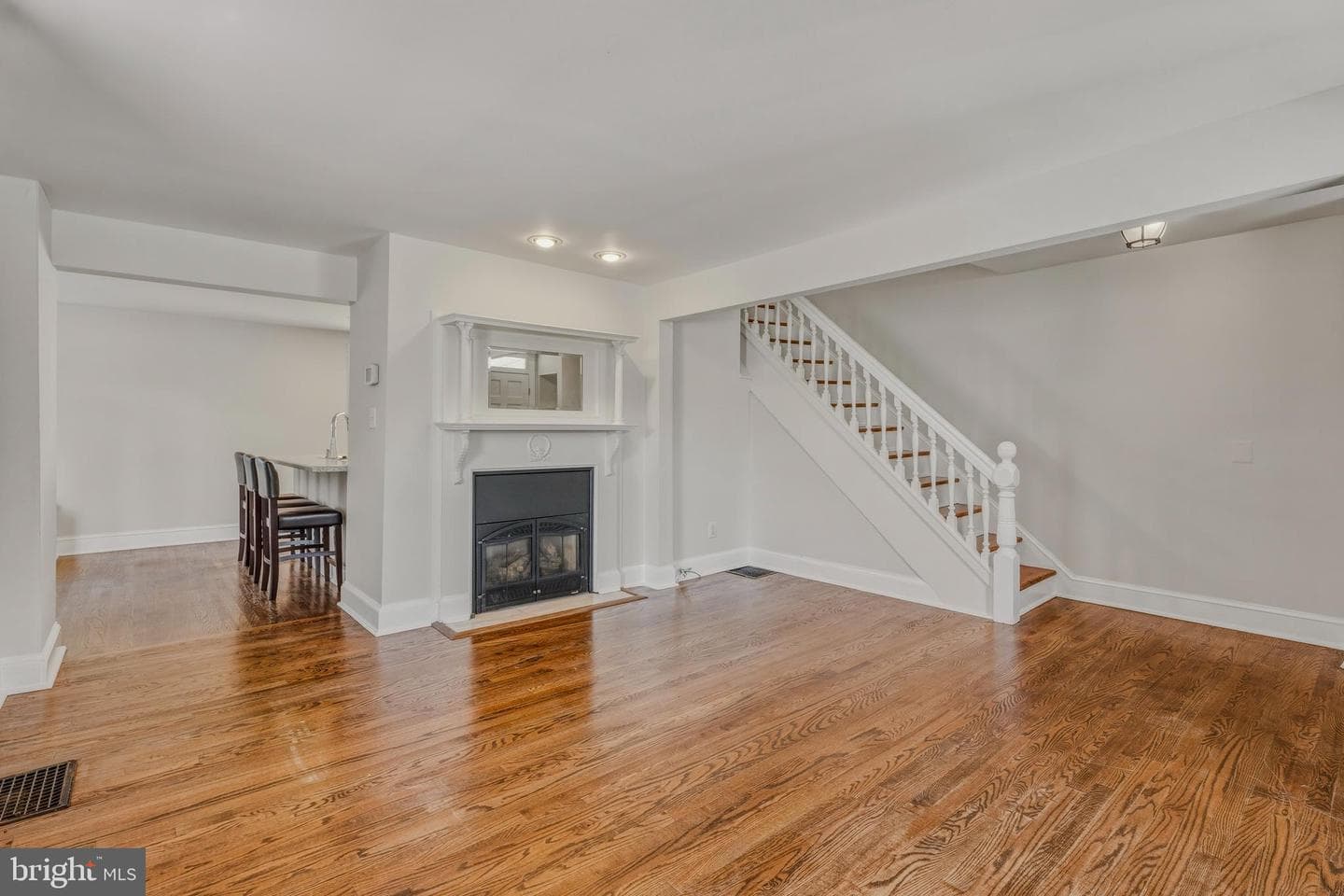 309 Lennox Avenue photo 6
