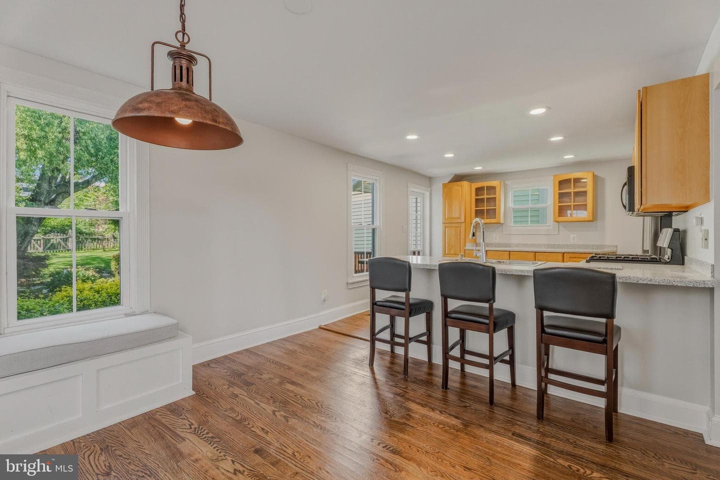 309 Lennox Avenue photo 9