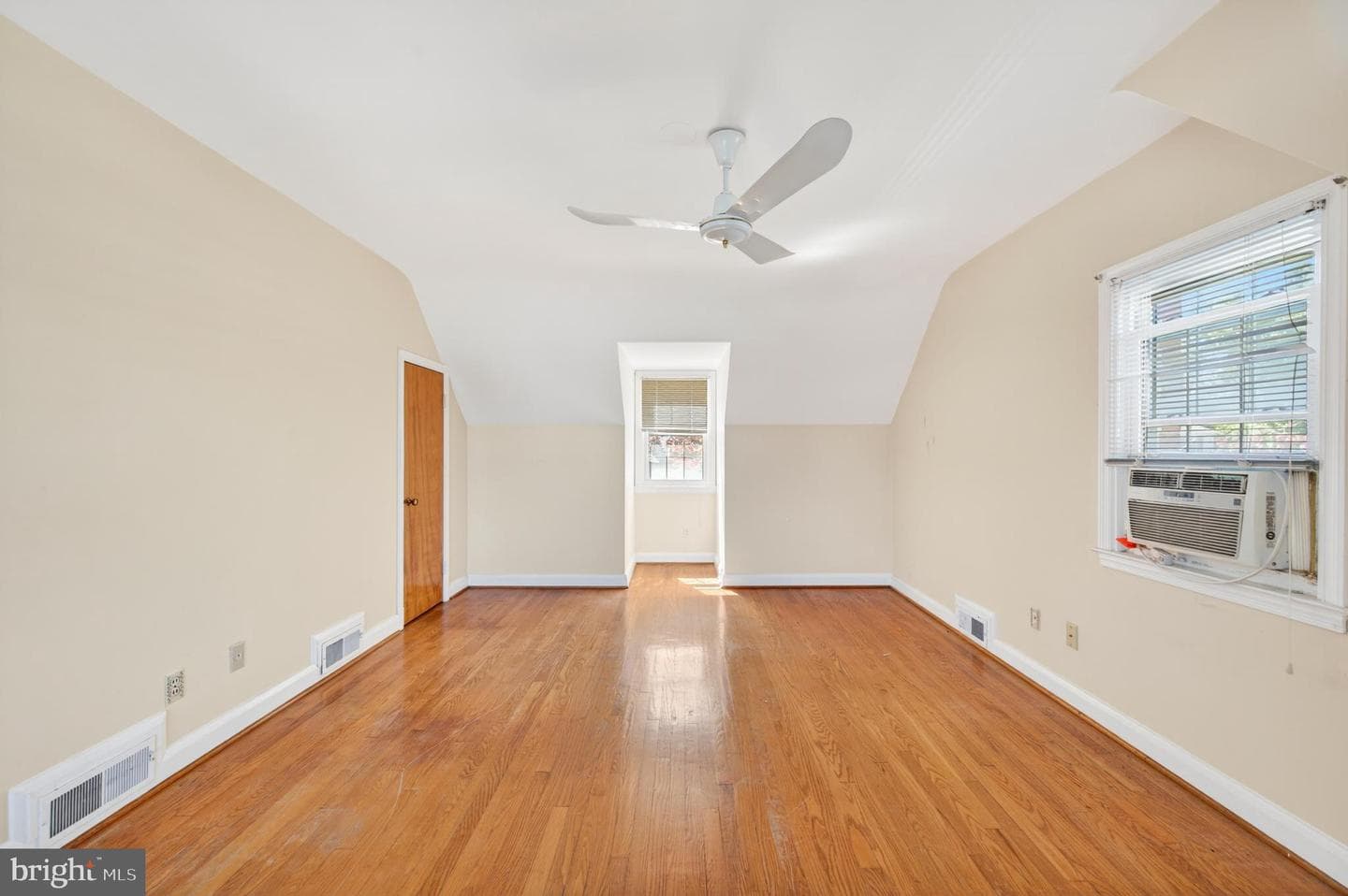 506 Dogwood Lane photo 30