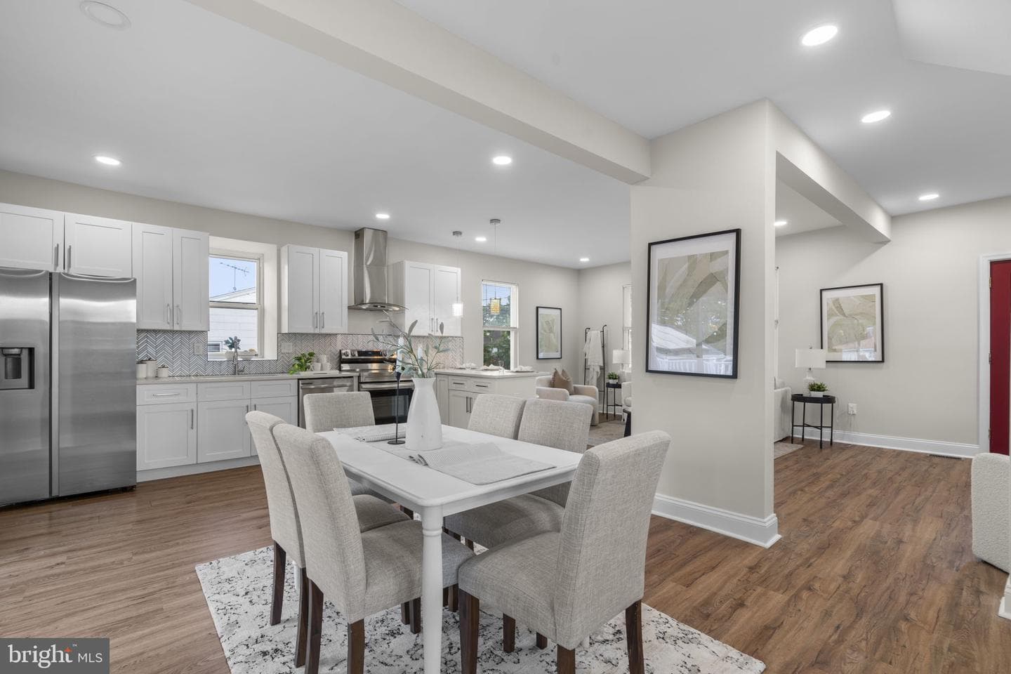 5916 Montgomery Street photo 12