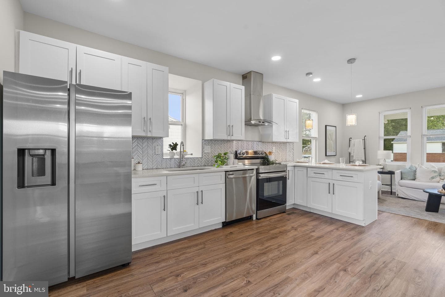 5916 Montgomery Street photo 15