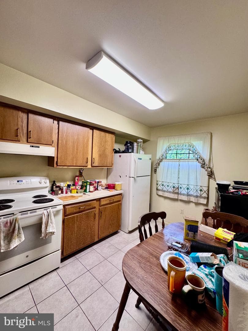 33 Brucester Bridge Court photo 5