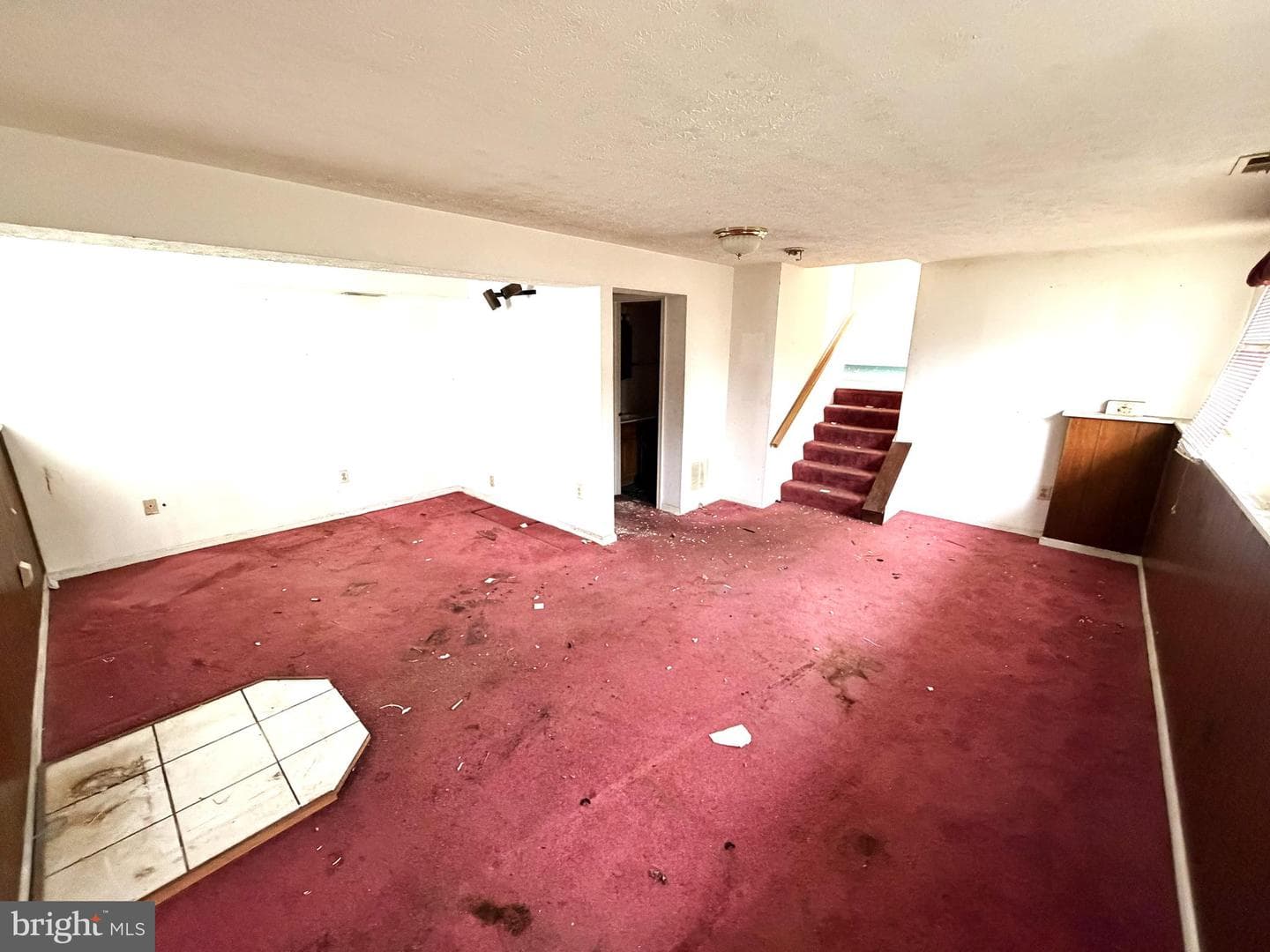 21 Woodmans Court photo 9