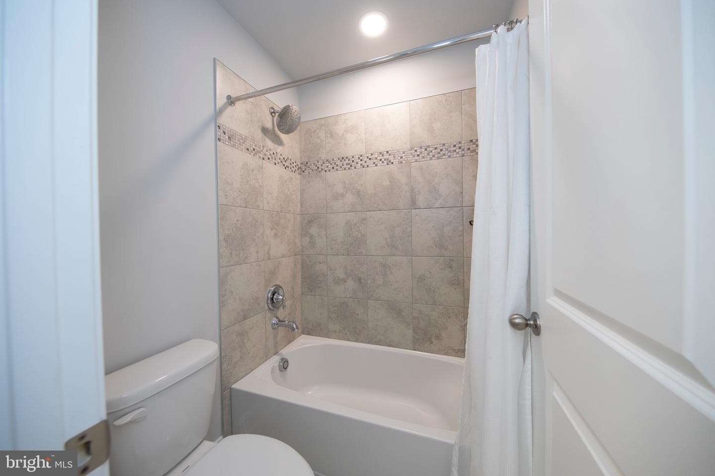 20 Jefferson Avenue photo 25