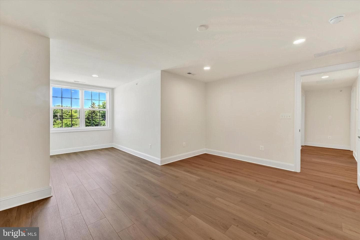 116 Villabrook Way photo 29