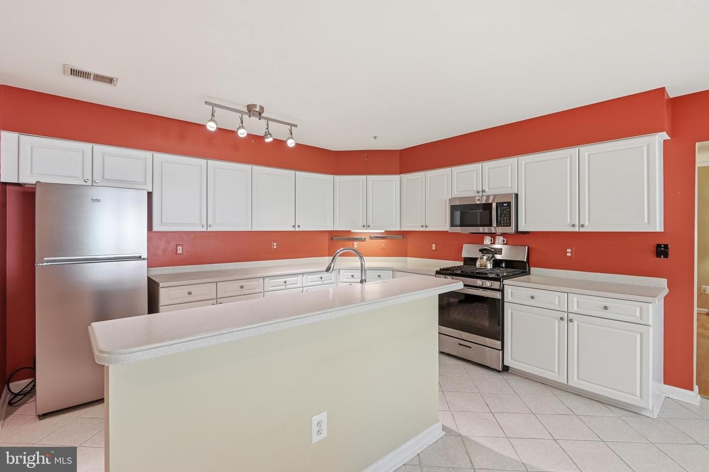661 Straffan #102 photo 10